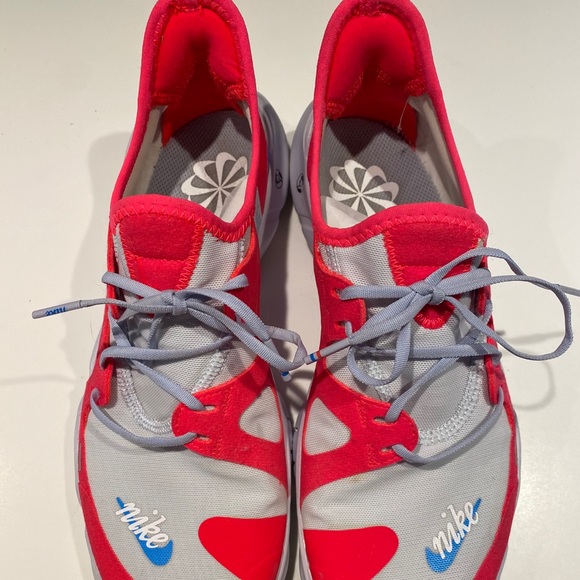 Nike sneakers - Picture 2 of 4